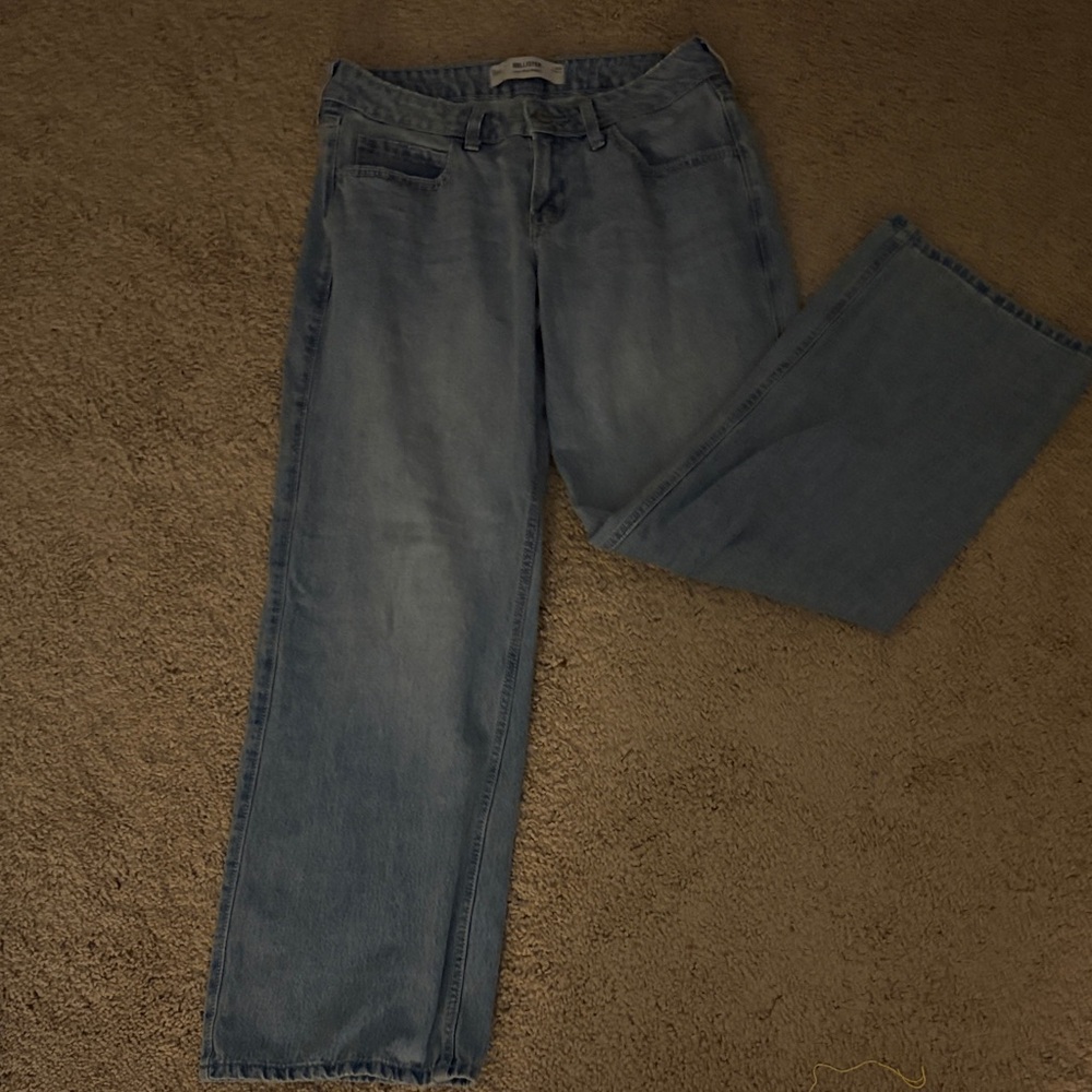 Hollister Women's Baggy Leg Jeans in Light Blu
